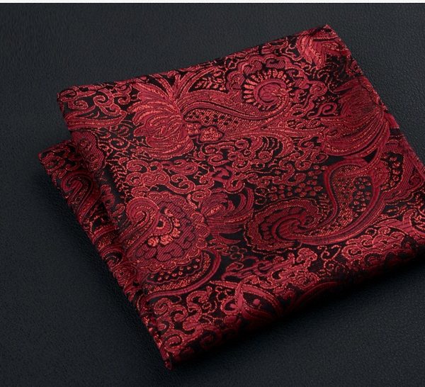 Τετράγωνο μαντήλι τσέπης με κόκκινα λαχούρια