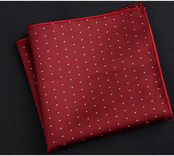Κόκκινο τετράγωνο μαντήλι τσέπης πουά