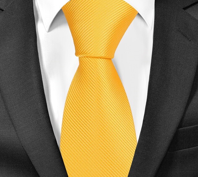 Κλασσική ανδρική γραβάτα με λαιμόκοψη, κίτρινη