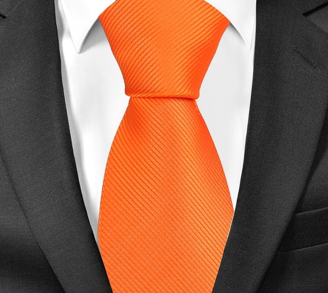Κλασσική ανδρική γραβάτα με λαιμόκοψη, πορτοκαλί