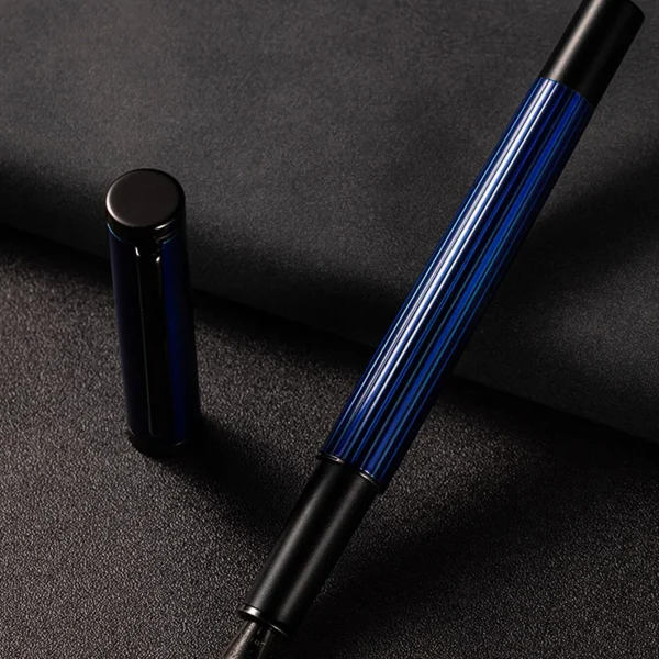 Φορητό μοντέρνο στυλό μπλε μαύρο