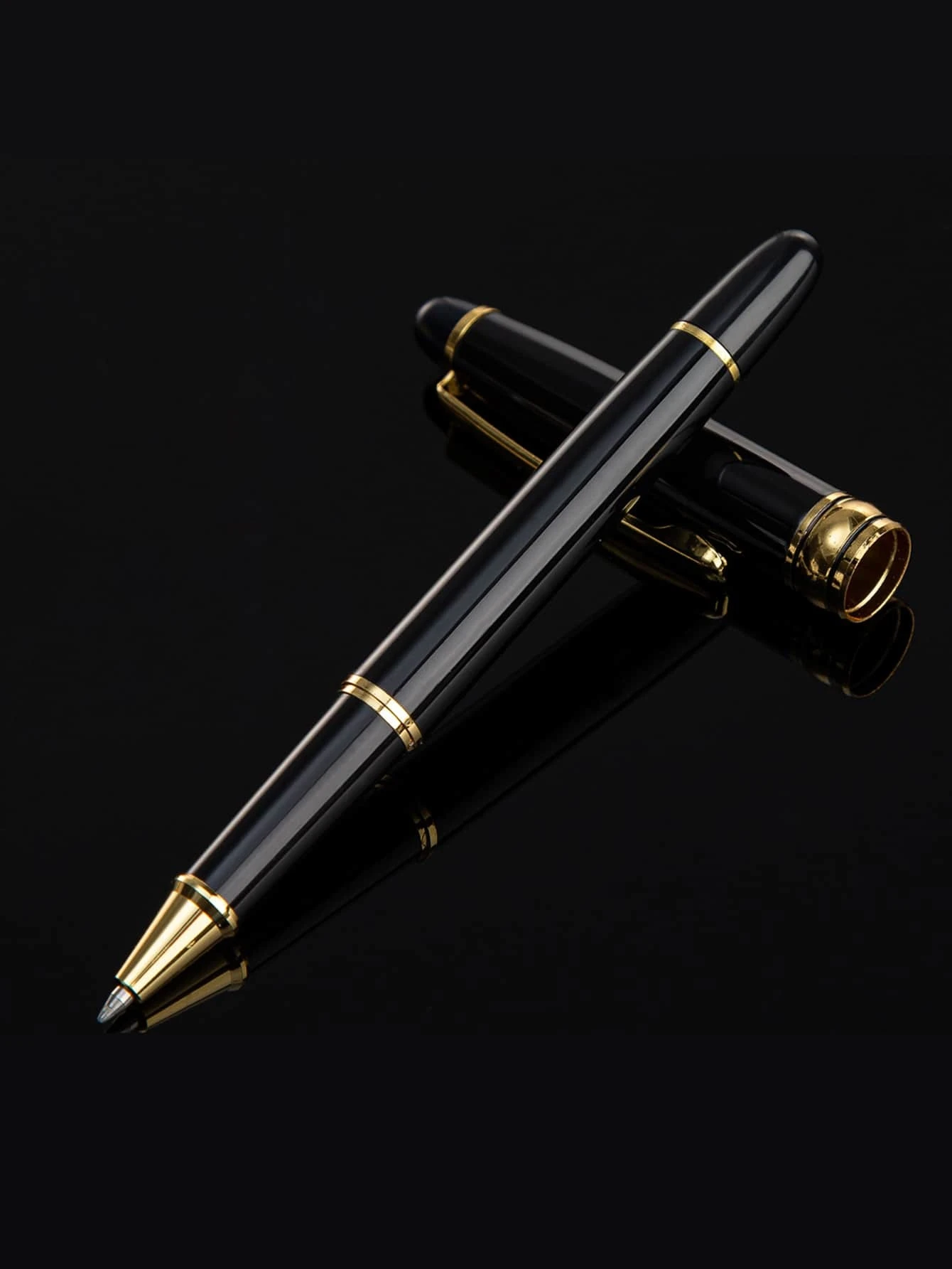 Φορητό μοντέρνο στυλό μαύρο χρυσό II