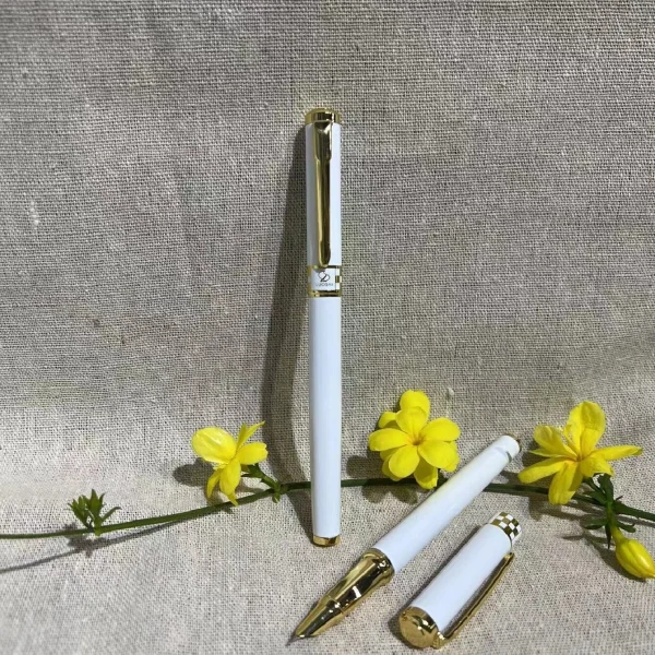 Φορητό μοντέρνο στυλό λευκό χρυσό