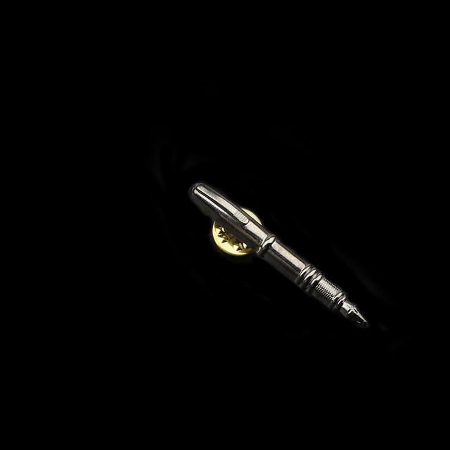 Ανδρική καρφίτσα πέτου πένα μαύρη χρυσή ΙI