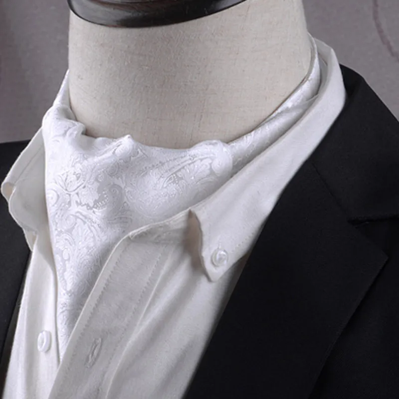 Ascot tie with with white lavender pattern