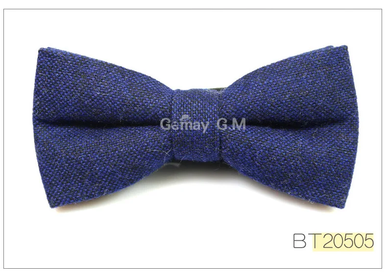 Dark blue knotted linen men's bow tie