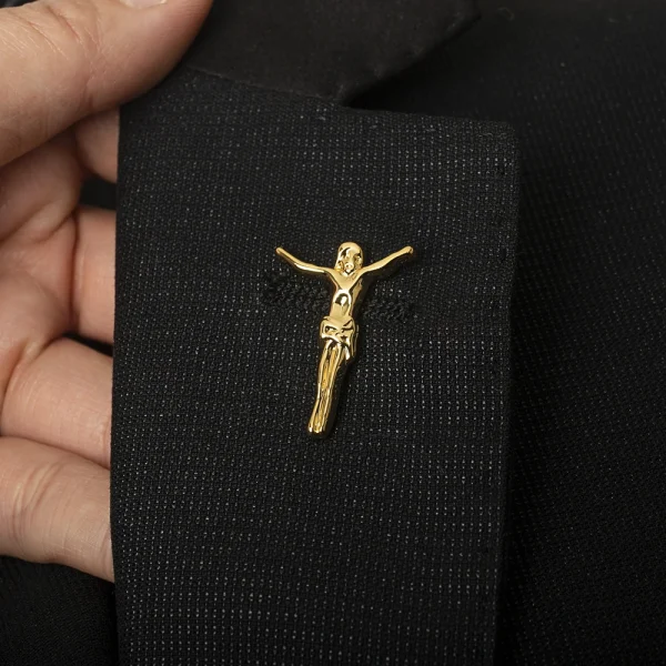 Men's Gold Jesus Lapel Pin